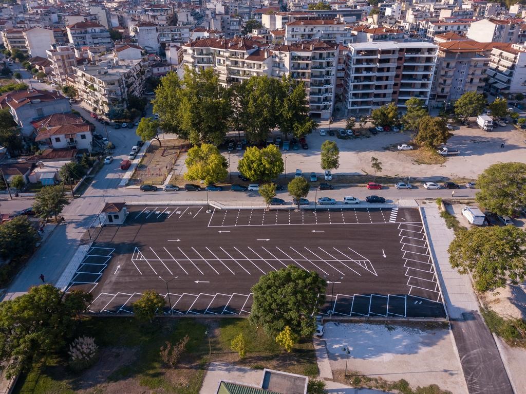 Έτοιμο το νέο πάρκινγκ του Δήμου στο κέντρο της πόλης 